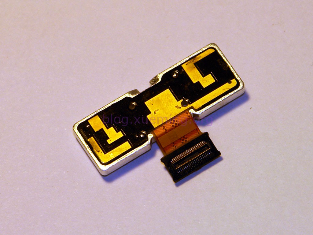 LG_thrill_stereo_camera_module_separated